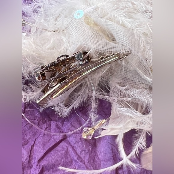 NWT Feather and rhinestone claw clip, bridal wedding - Picture 5 of 7